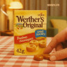 → Présentation produit sur nappe à carreaux – ambiance nostalgique et authentique
