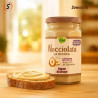 Nocciolata Bianca sur tartine grillée – lumière naturelle et ambiance chaleureuse